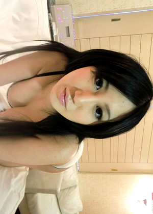 Japanese Emiri Suzukaze Striptease Teen Nacked jpg 1