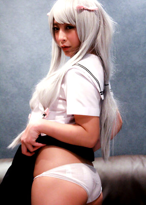 Japanese Miku Abeno Schoolgirl Sexsy Pissng jpg 2