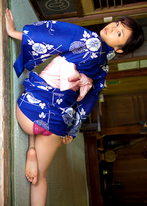 Japanese Risa Yoshiki Wollpepar Sexy Curves jpg 2