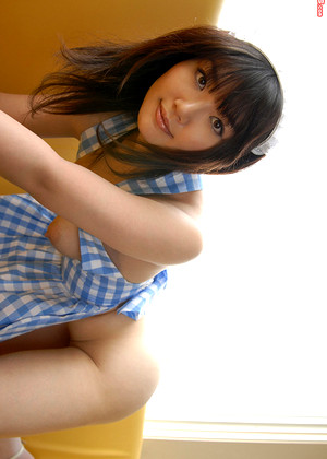 Ai Kozuki 親友の彼女ガチん娘エロ画像