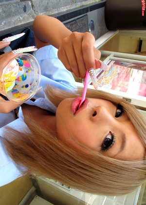 Japanese Amateur Hiromu Lesbiansmobi Peachyforum Handjob jpg 9