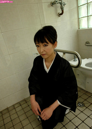 Japanese Kana Ishida Secretary Third Gender jpg 3
