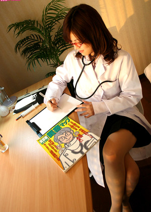 Kazuki Suzuhara 鈴原和希熟女エロ画像