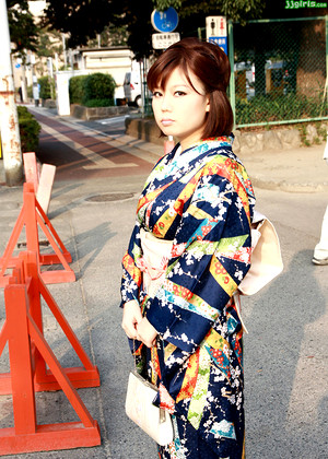 Kimono Ayano 着物メイク・あやの熟女エロ画像