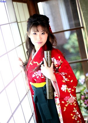 Kimono Momoko 着物メイク・ももこ素人エロ画像