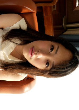 Koharu Yuzuki 夕月こはるアダルトエロ画像