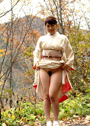 Japanese Maki Kashiwagi Downlodea Nikki Monstercurves jpg 3