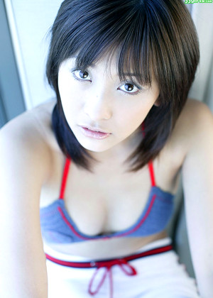 Japanese Mami Yamasaki Standing Sexy Hustler jpg 1
