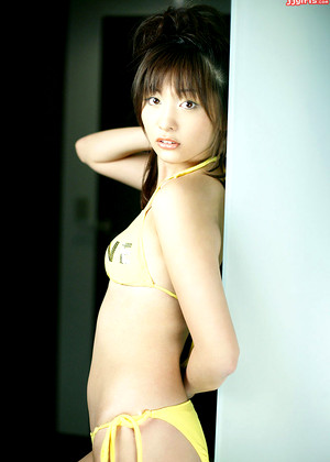 Japanese Mami Yamasaki Standing Sexy Hustler jpg 10