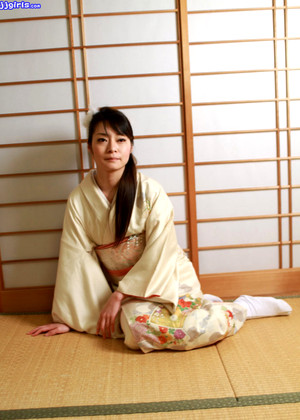 Japanese Mayumi Takeuchi Momo Strip Bra jpg 9