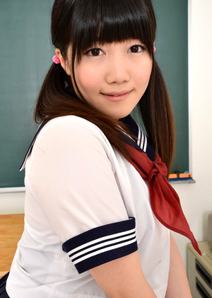 Momo Watanabe 渡辺ももガチん娘エロ画像
