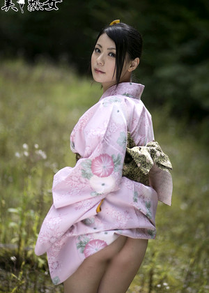 Japanese Nana Aida Bedanl Nude Woman jpg 5