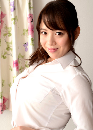 Japanese Natsuko Mishima Allure Atriz Porno jpg 8