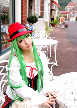 Pizza Ni Muchuu Na Shinryoku No Majo ピザに夢中な新緑の魔女熟女エロ画像