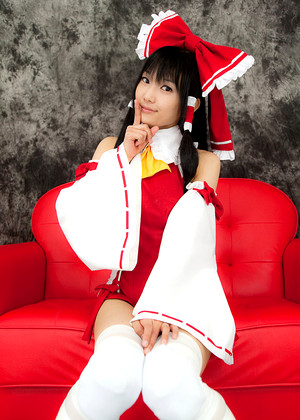 Reimu Hakure 博麗霊夢無修正画像