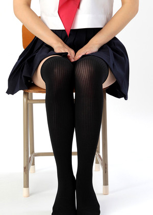 School Uniform セーラー服とニーハイ素人エロ画像