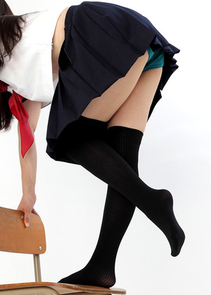 School Uniform セーラー服とニーハイ無料エロ画像