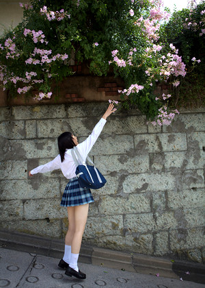 Japanese Suzu Misaki Shot Beauty Picture jpg 9