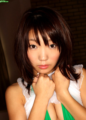Yui Izumi いずみ唯ガチん娘エロ画像