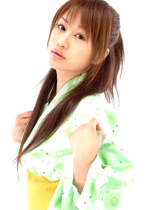 Japanese Yui Nanakawa 18yer Massage Girl18