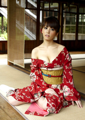 Japanese Yuki Morisaki Sexsese Silk Bikini