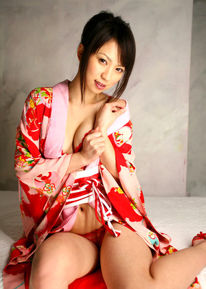 Japanese Yurina Satou Tub Shemale Babe jpg 2