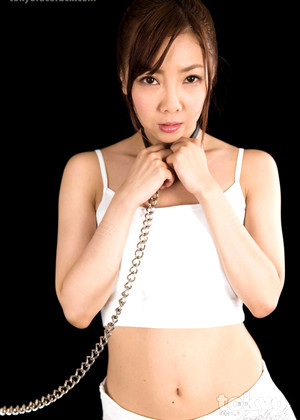 Mio Yoshida 吉田美桜